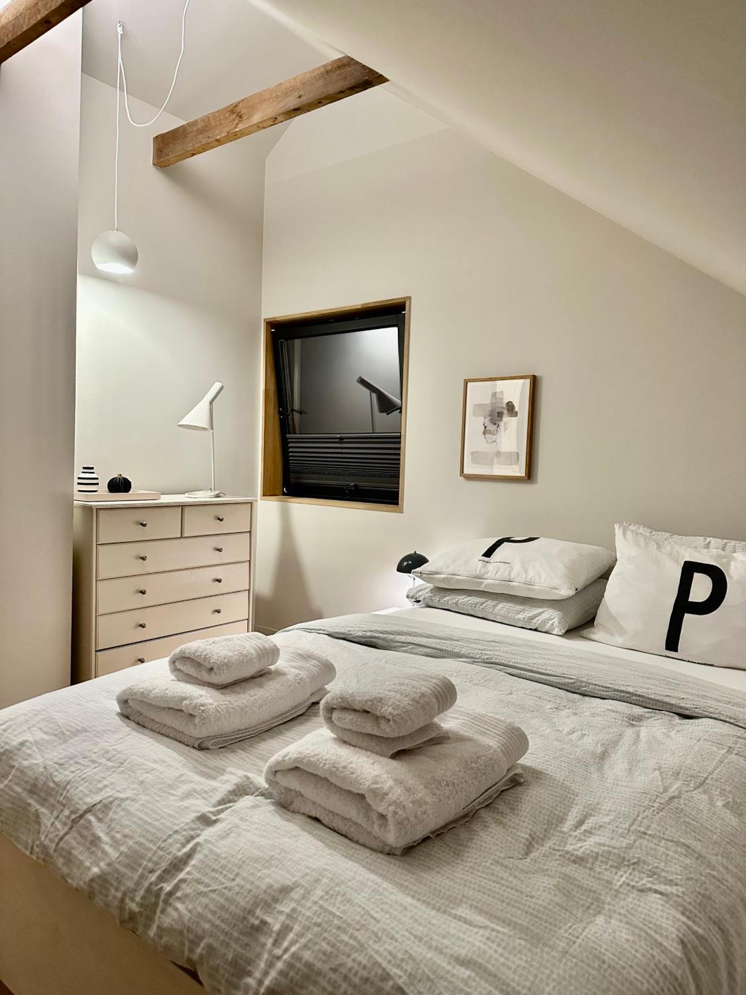 דירות קריסטיאנסאנד Lekker Nyrenovert Loftsleilighet Pa Lund מראה חיצוני תמונה