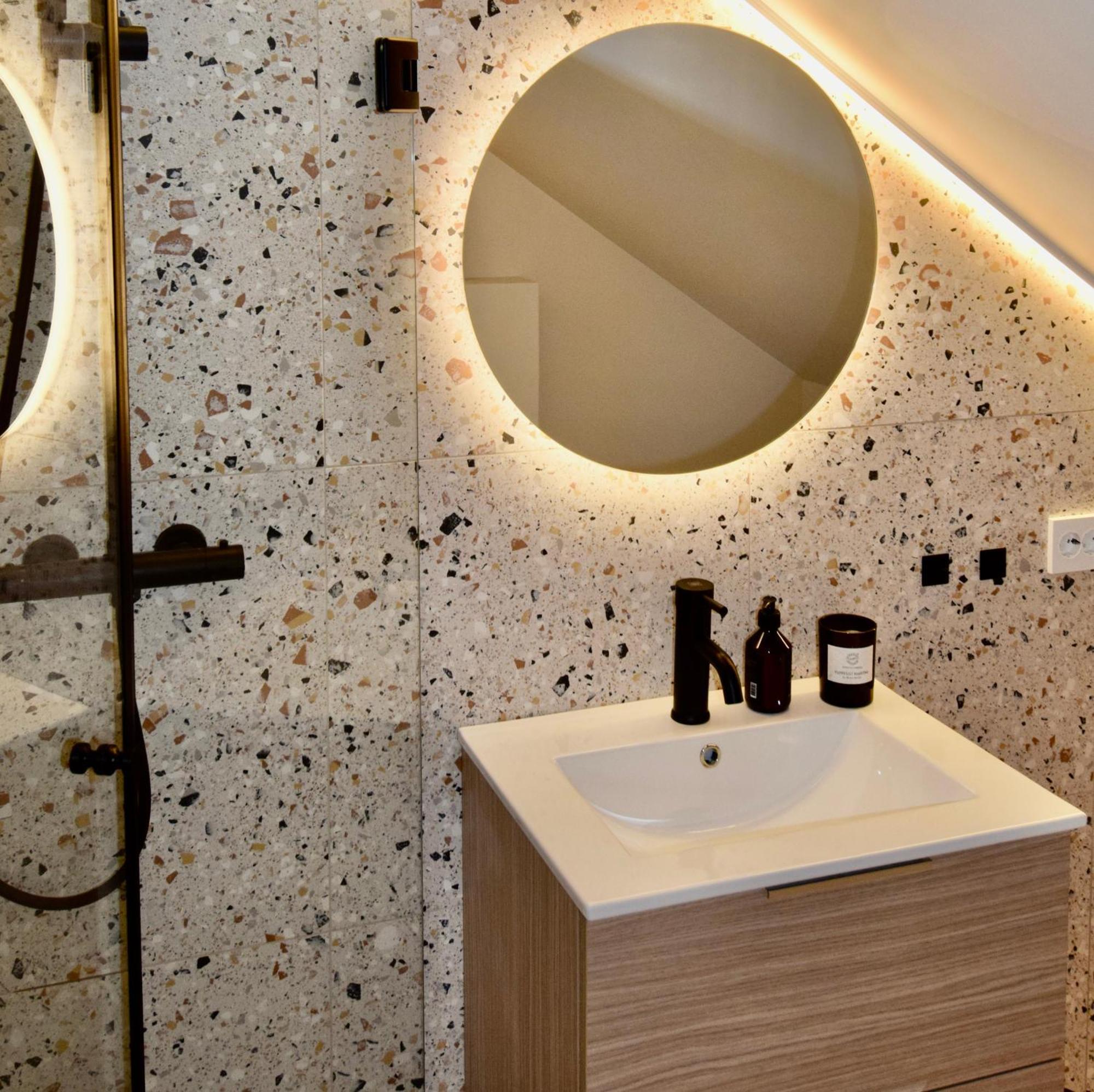 דירות קריסטיאנסאנד Lekker Nyrenovert Loftsleilighet Pa Lund מראה חיצוני תמונה